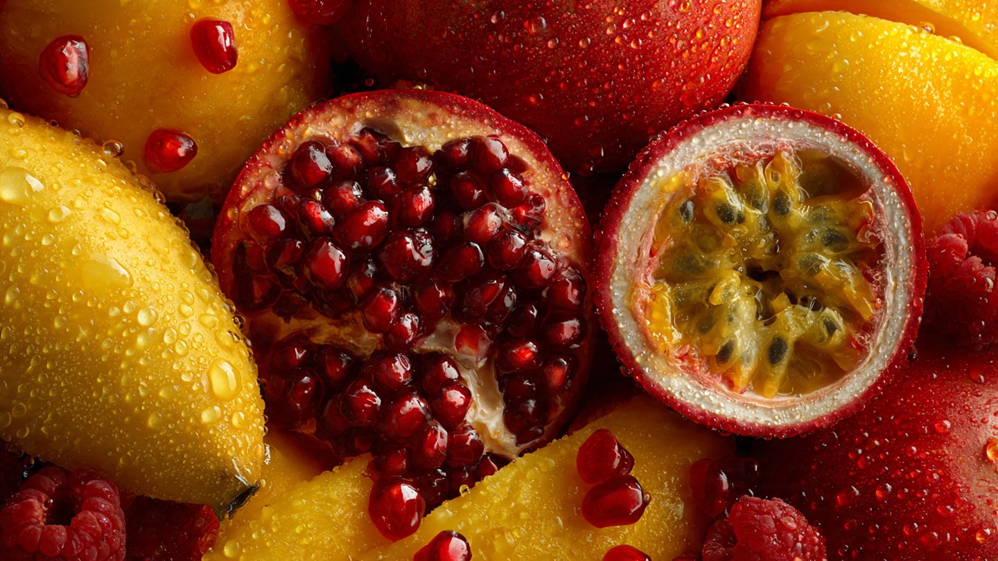 Fruits Easily Absorb Odors Due to Their Porous Structure and High Moisture Content